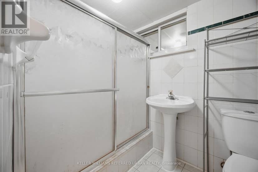 53 Bowie Avenue — photo 24 of 26