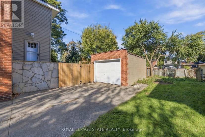 366 Aberdeen Avenue — photo 38 of 40