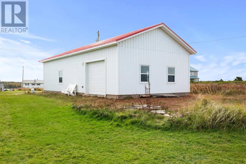 18 Light House Road — photo 9 of 40