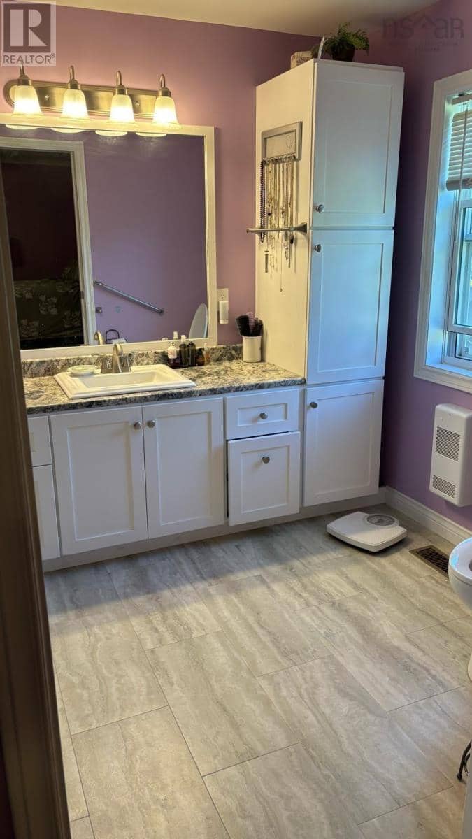 1492 GLEN ROAD Road — photo 13 of 40