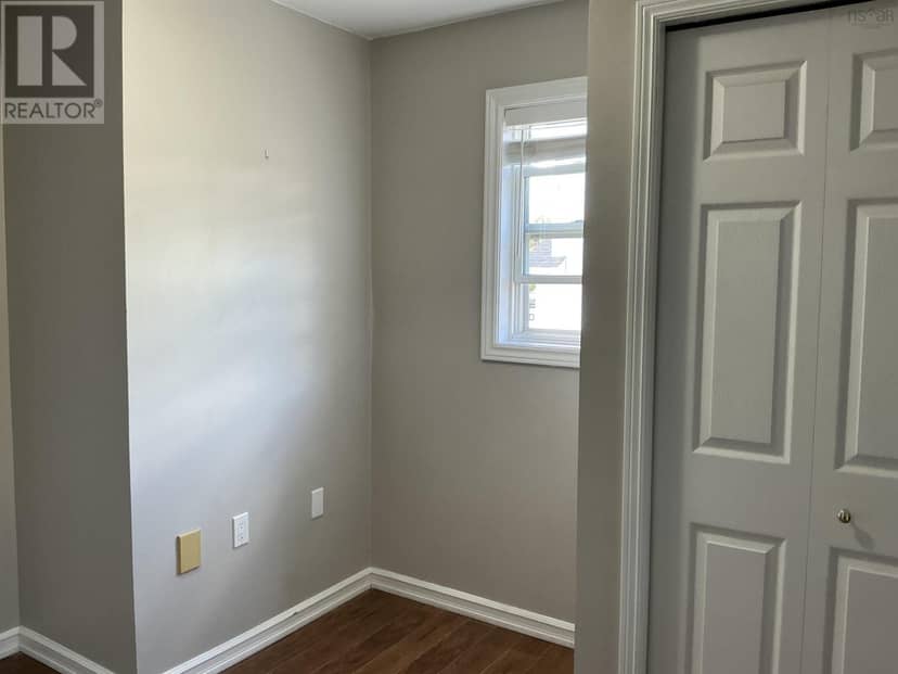 17 Oakwood — photo 9 of 18