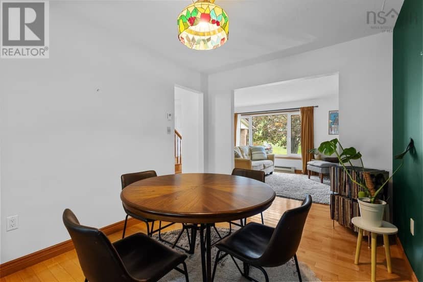 24 Rossi Drive — photo 9 of 40
