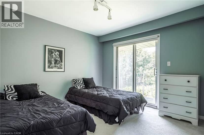 14 WOODSIDE Drive — photo 17 of 40