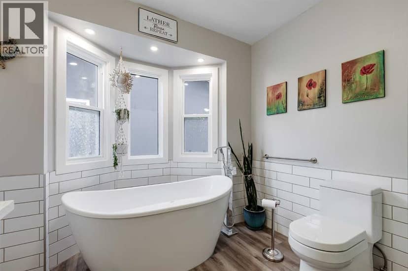 96 Alderwood Close SE — photo 23 of 40