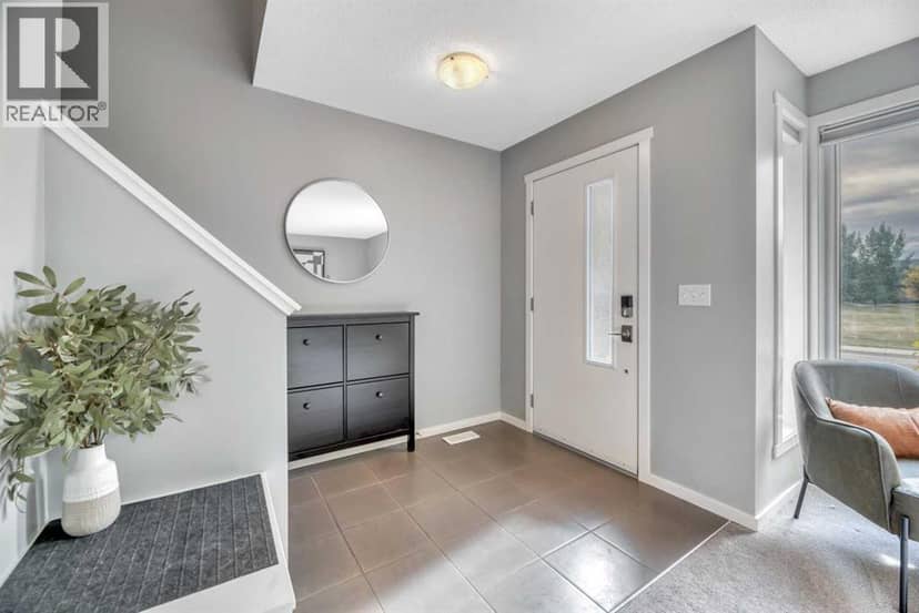 212 Walden Drive SE, Calgary, photo 4