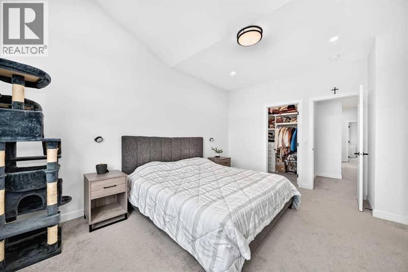 4510 72 Street NW — photo 24 of 40