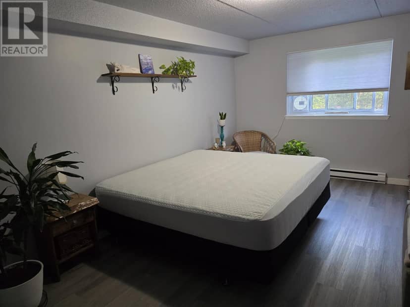 303 MacDonald AVE # 208 — photo 14 of 33