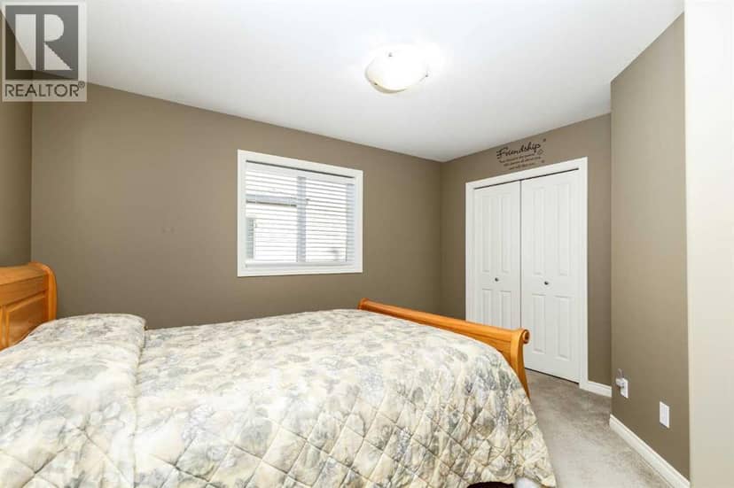 44 Isaacson Crescent — photo 15 of 30