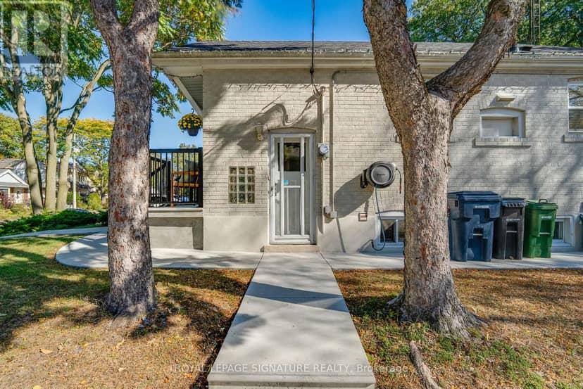 31 Davies Crescent — photo 24 of 29