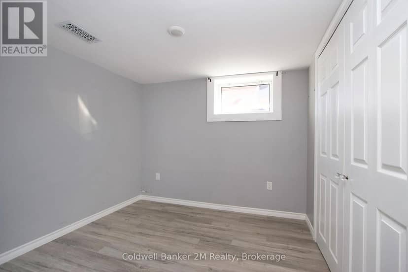 64 Harris Avenue — photo 19 of 31