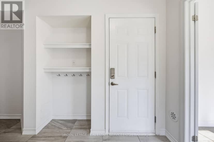 998 Balsam Court — photo 9 of 35