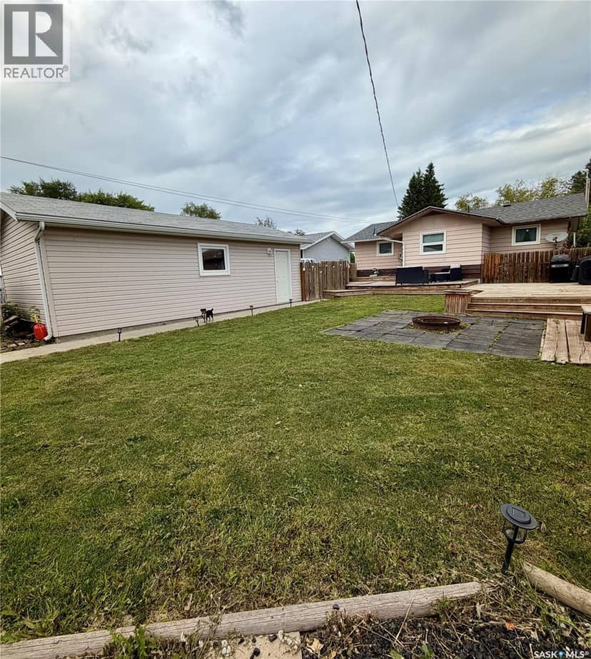 121 Pine STREET, Porcupine Plain, photo 2