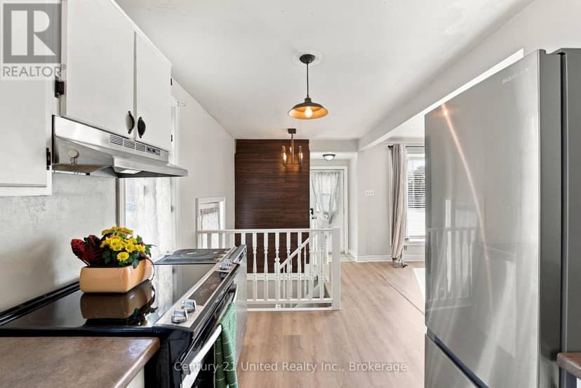 57 Sherwood Avenue, St. Catharines, photo 6