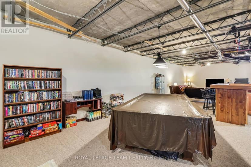 624 St Lawrence Street — photo 26 of 35