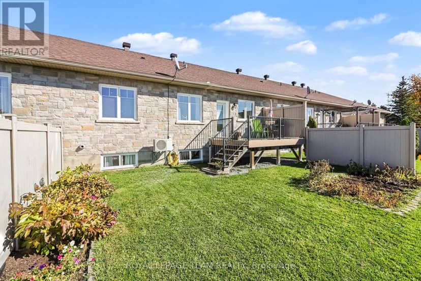 624 St Lawrence Street — photo 32 of 35