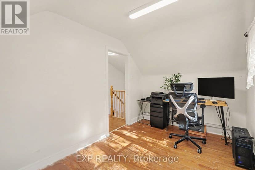 377 Allen Boulevard — photo 25 of 40