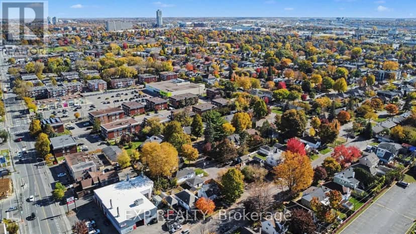 377 Allen Boulevard — photo 39 of 40