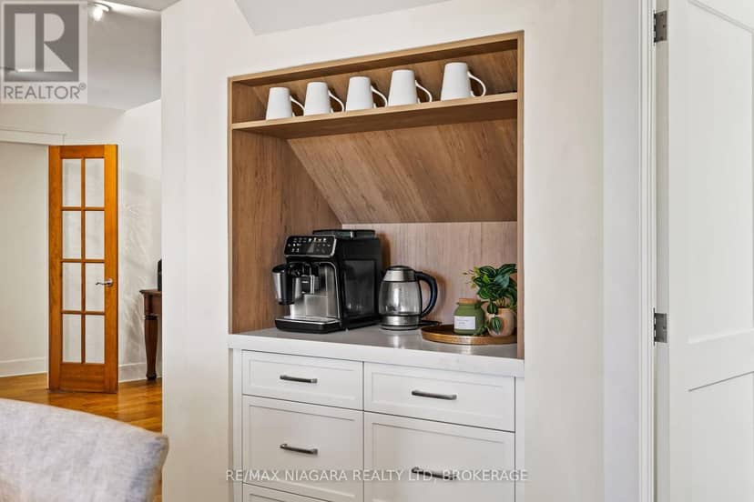 429 Ridge Road E — photo 15 of 40