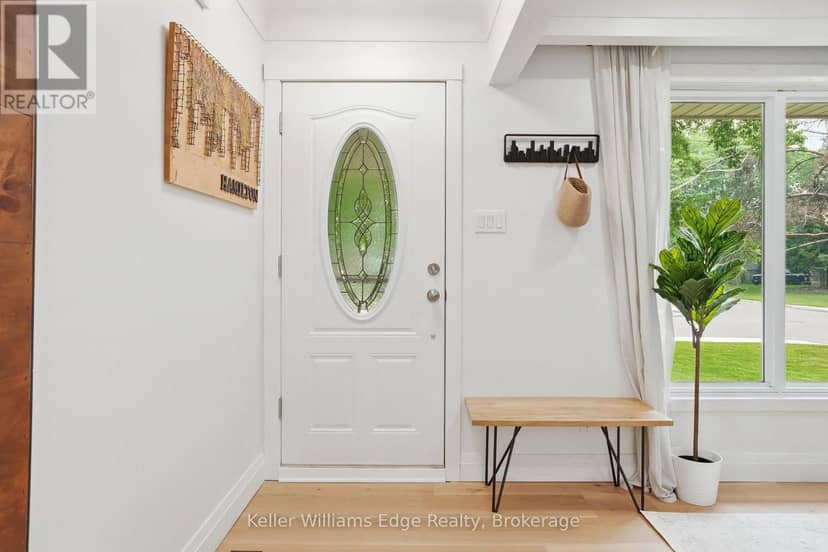 131 West 34th Street, Hamilton, photo 2