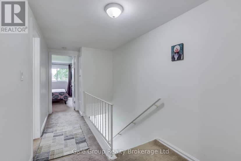 9 - 105 Springbank Avenue — photo 17 of 37