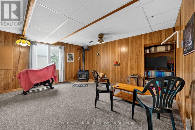 174 Metcalfe Street — photo 20 of 37