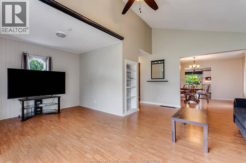 109 Erie STREET North, Merlin, photo 5