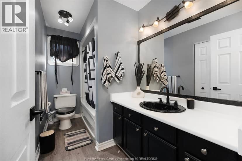 3620 Shinglecreek Court — photo 13 of 30