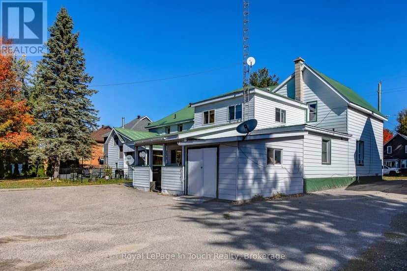 32 Maria Street, Penetanguishene, photo 3
