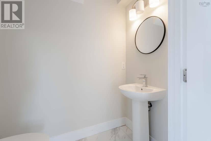 19 Flatrock Crescent — photo 16 of 36