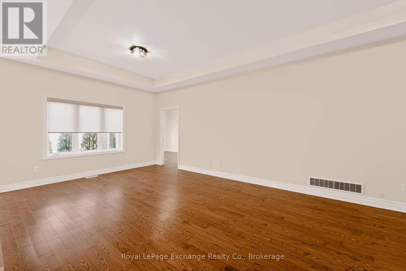 66 - 524 Stornoway Street — photo 18 of 35