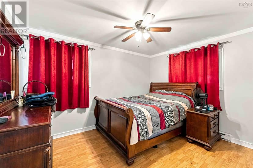 1081 Tufts Avenue — photo 12 of 30