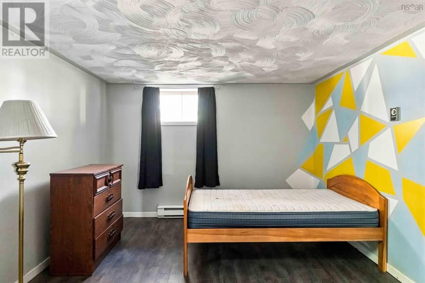 1081 Tufts Avenue — photo 22 of 30