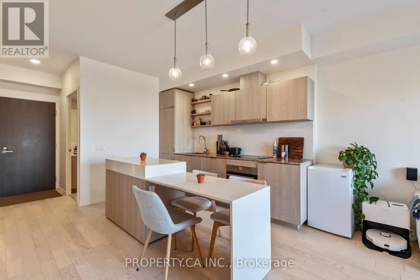 710 - 12 Bonnycastle Street — photo 10 of 37