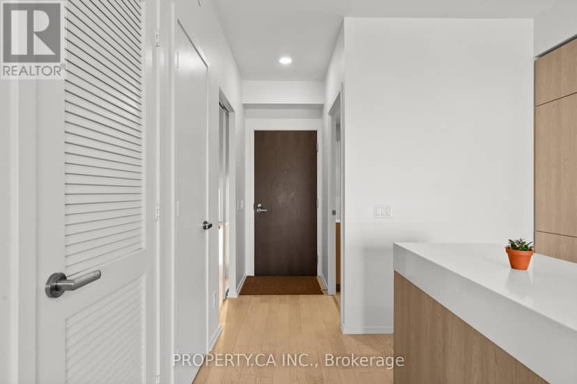 710 - 12 Bonnycastle Street — photo 12 of 37