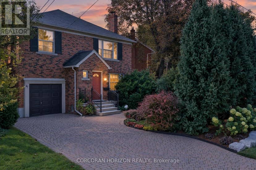 27 Armour Boulevard, Toronto, photo 3