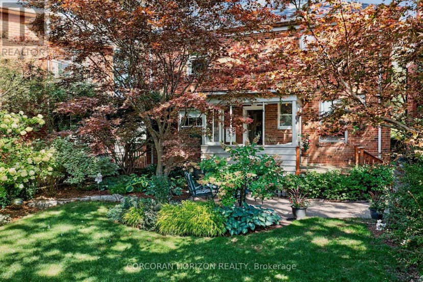 27 Armour Boulevard, Toronto, photo 8