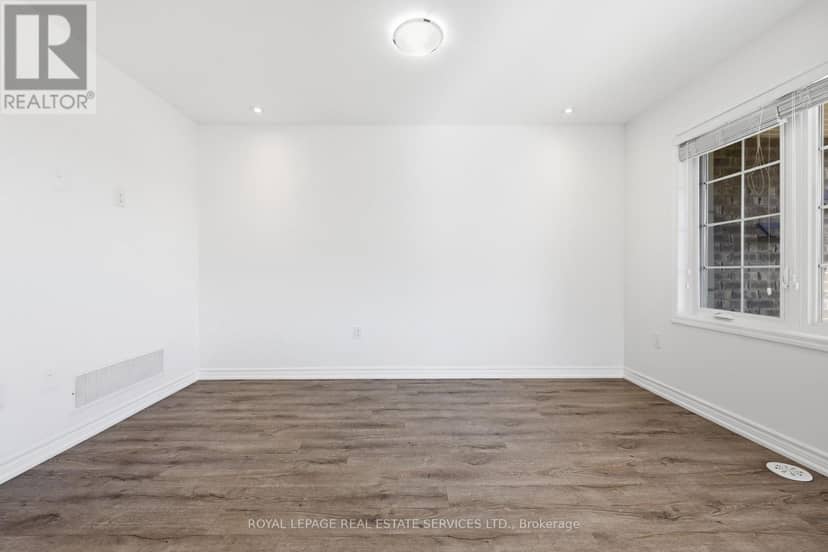 998 Balsam Court — photo 21 of 35