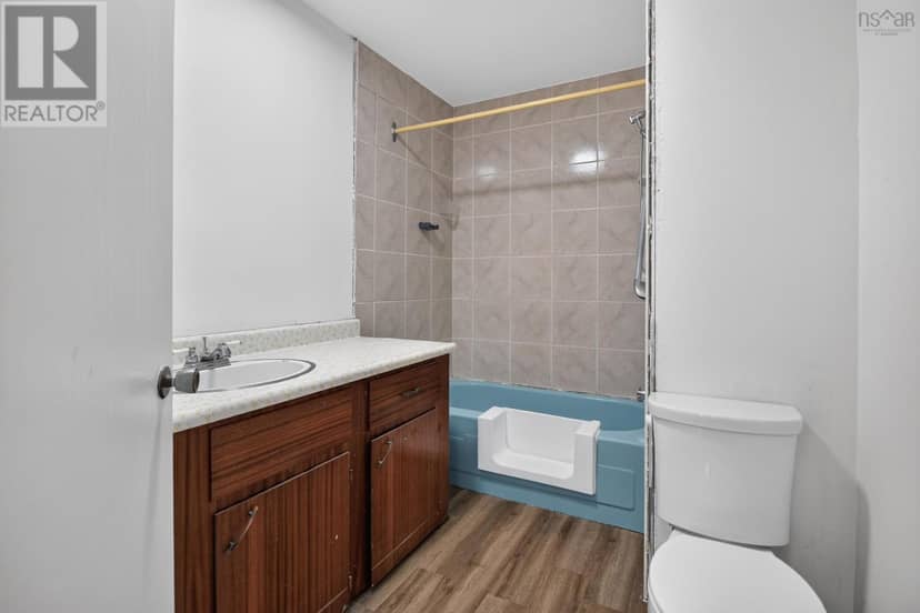 65/67 Brian Drive — photo 14 of 39