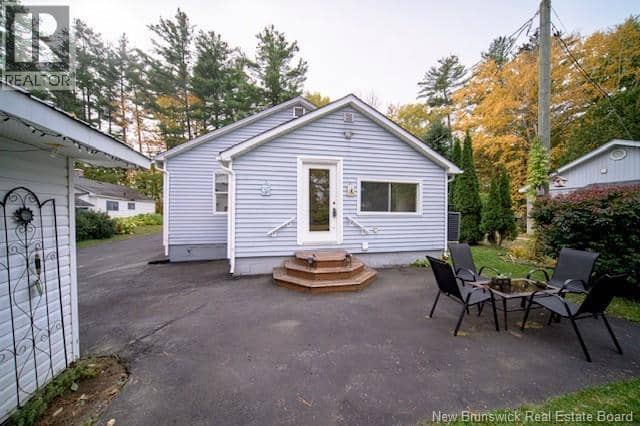 141 Claremont Drive — photo 21 of 33