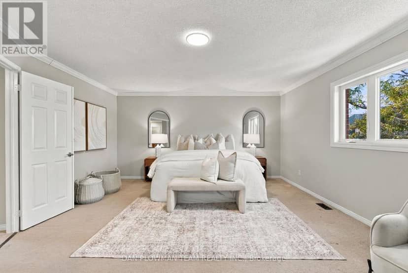 980 Langford Street — photo 19 of 40