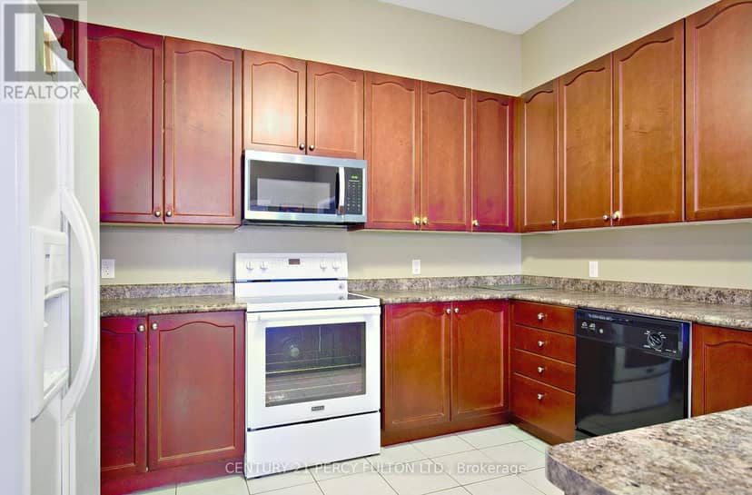 7 Bridlewood Boulevard — photo 11 of 40