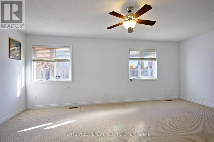 7 Bridlewood Boulevard — photo 15 of 40