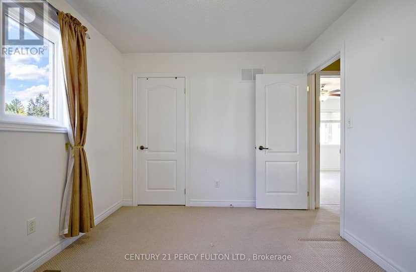 7 Bridlewood Boulevard — photo 22 of 40