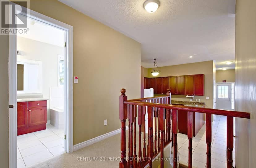 7 Bridlewood Boulevard — photo 23 of 40