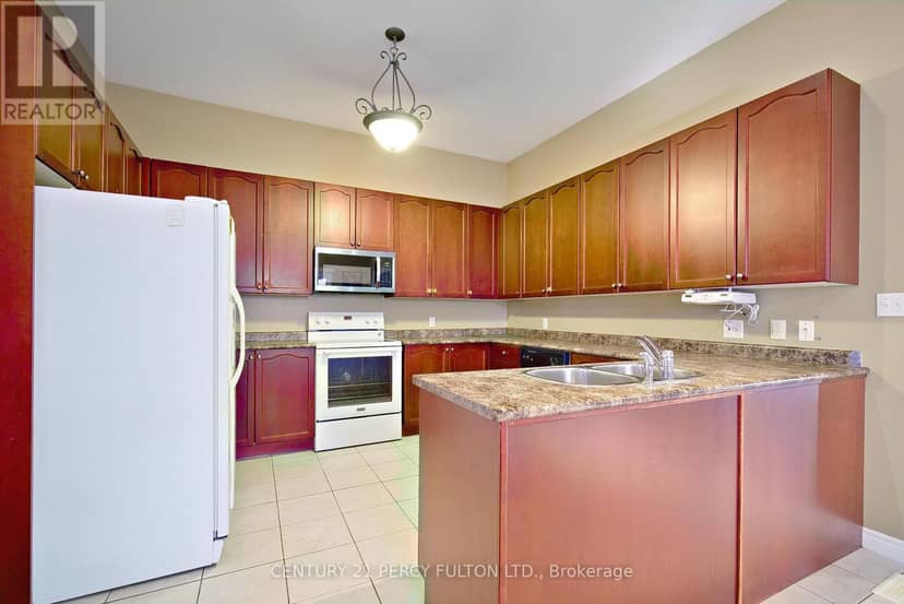 7 Bridlewood Boulevard, Whitby, photo 8