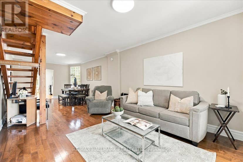 44 Baltic Avenue, Toronto, photo 6