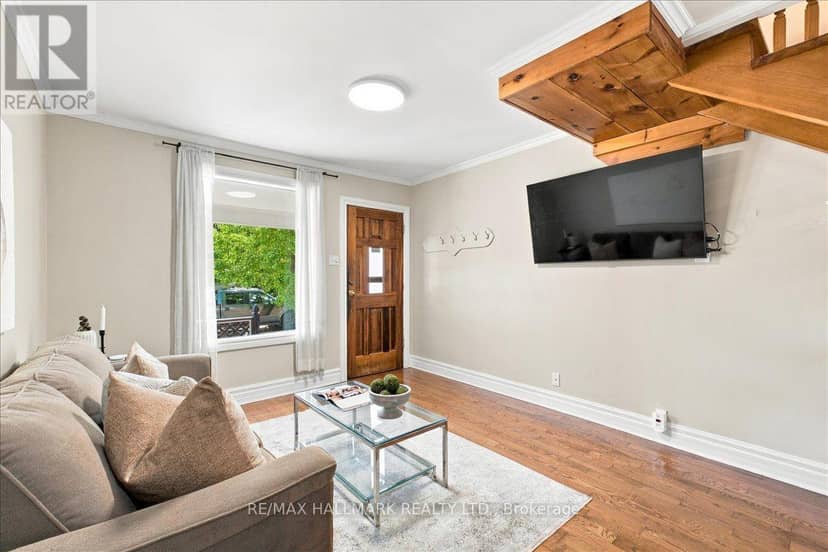 44 Baltic Avenue, Toronto, photo 7