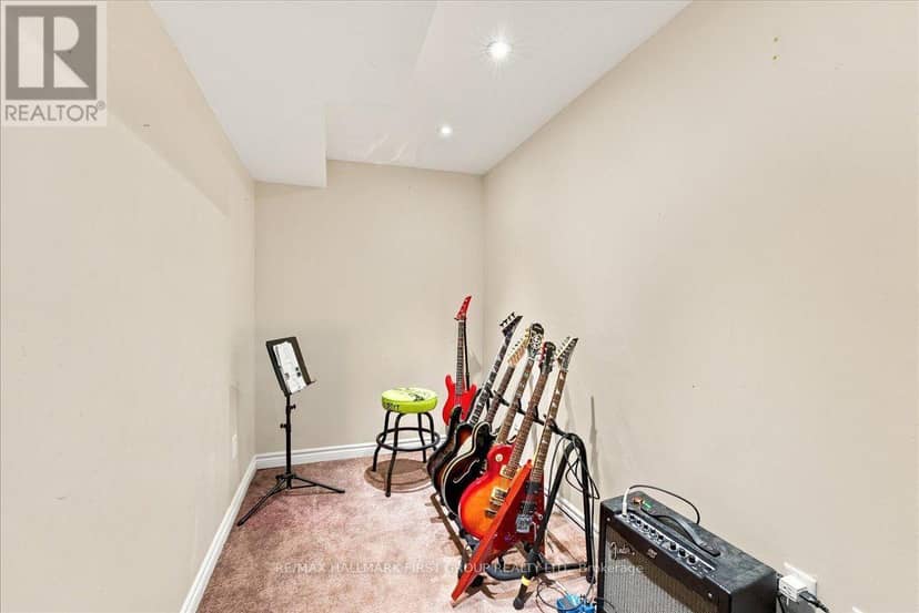 38 Gallimere Court — photo 33 of 40