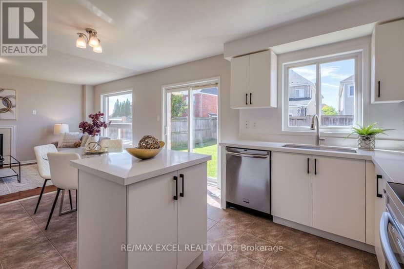 1624 Frolis Street, Oshawa, photo 5