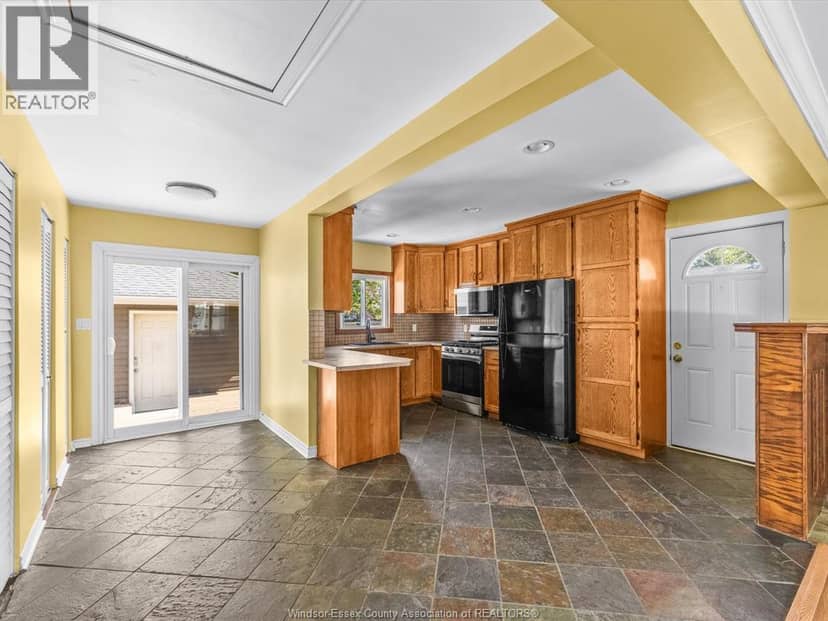 230 Caruhel — photo 11 of 40